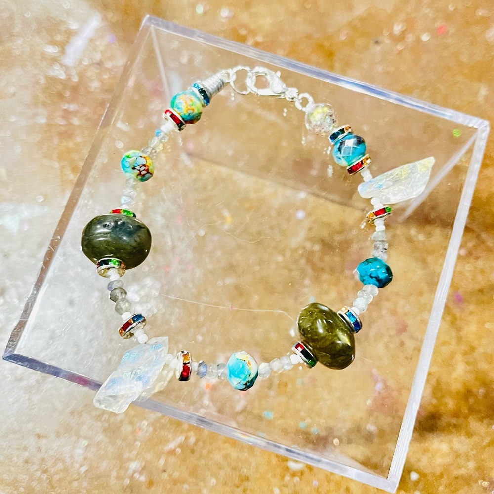 Crystal Gem Labradorite Bracelet